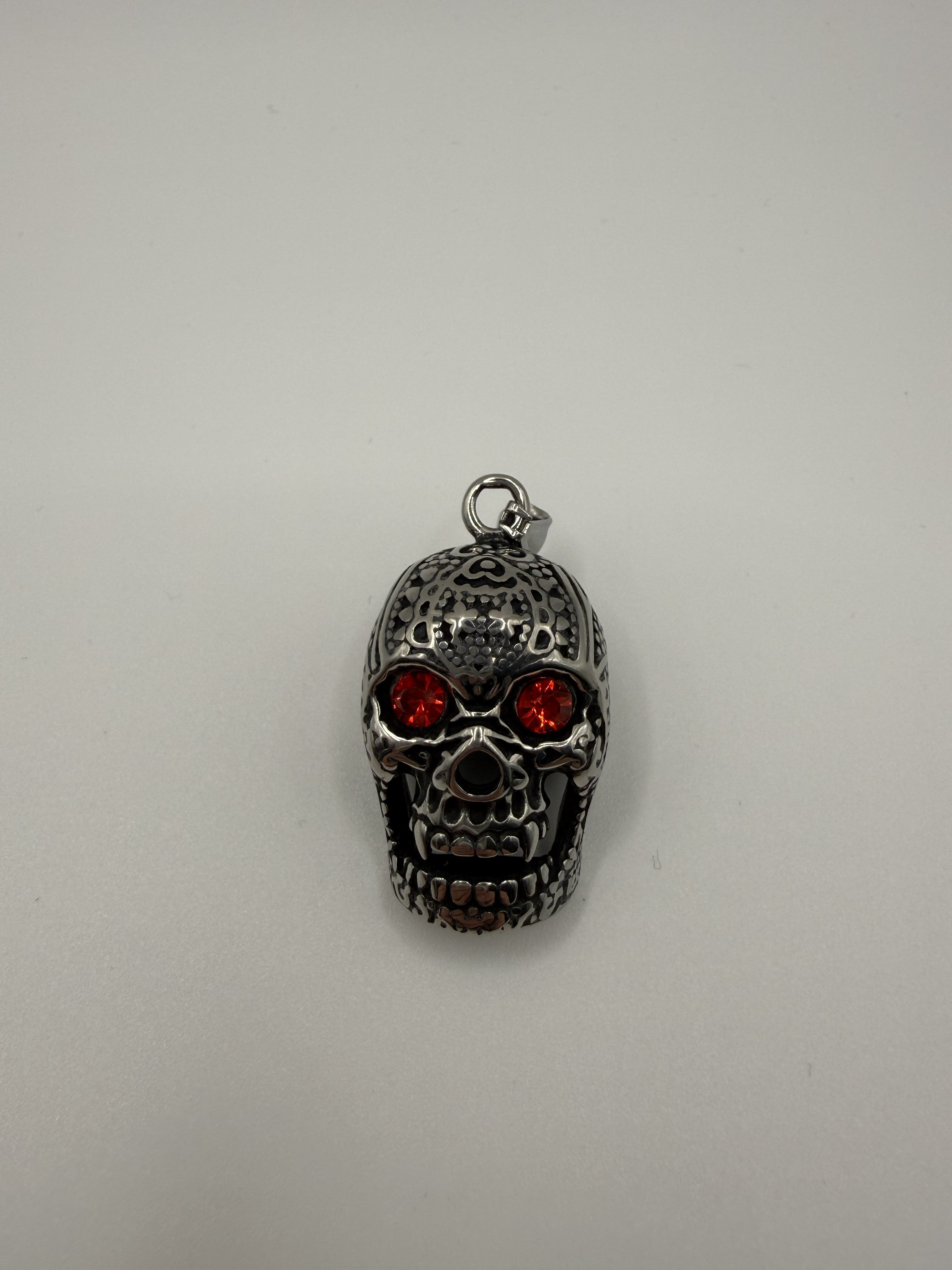 Totenkopf Anhänger