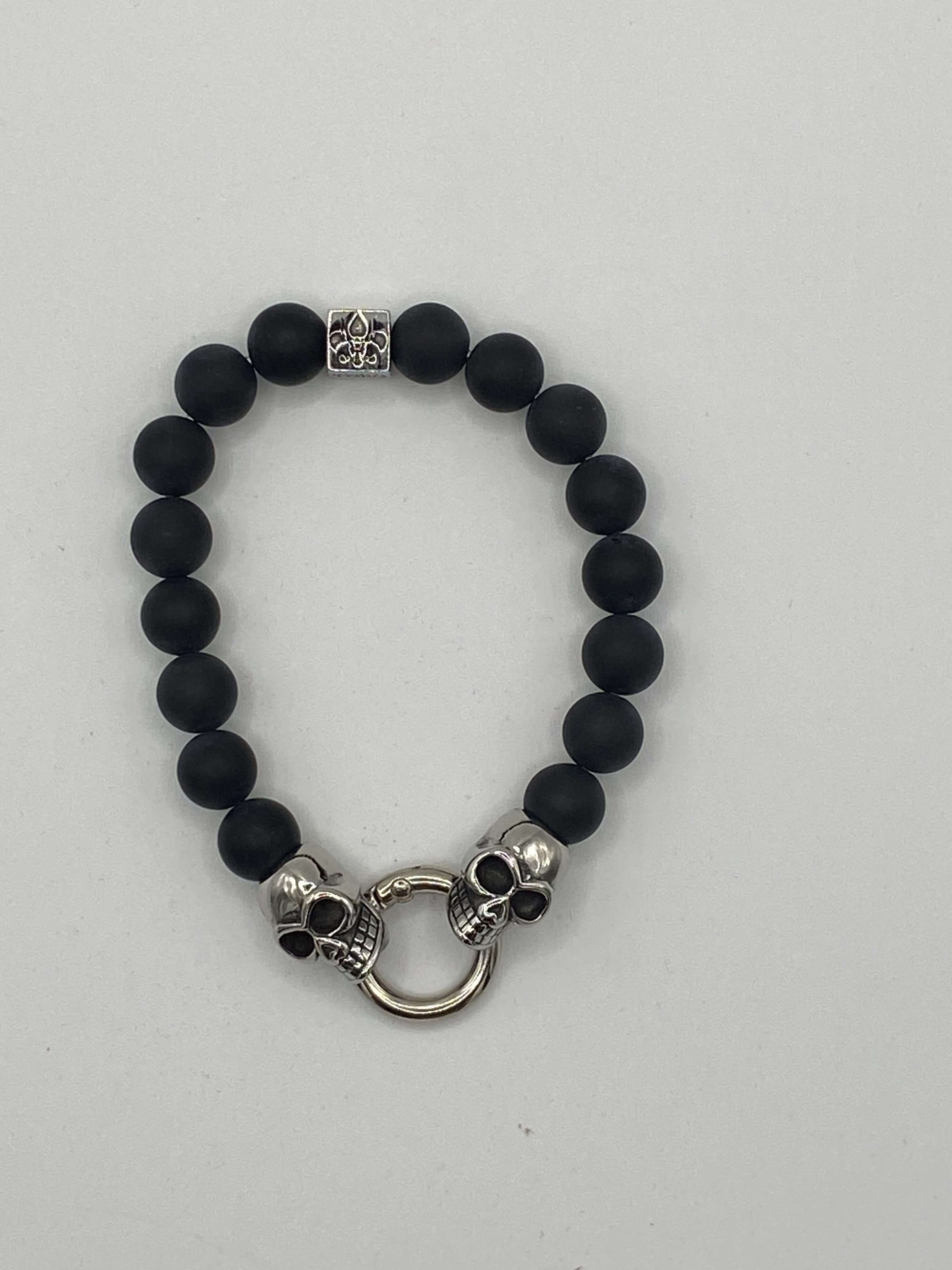 Armband mit Totenkopf