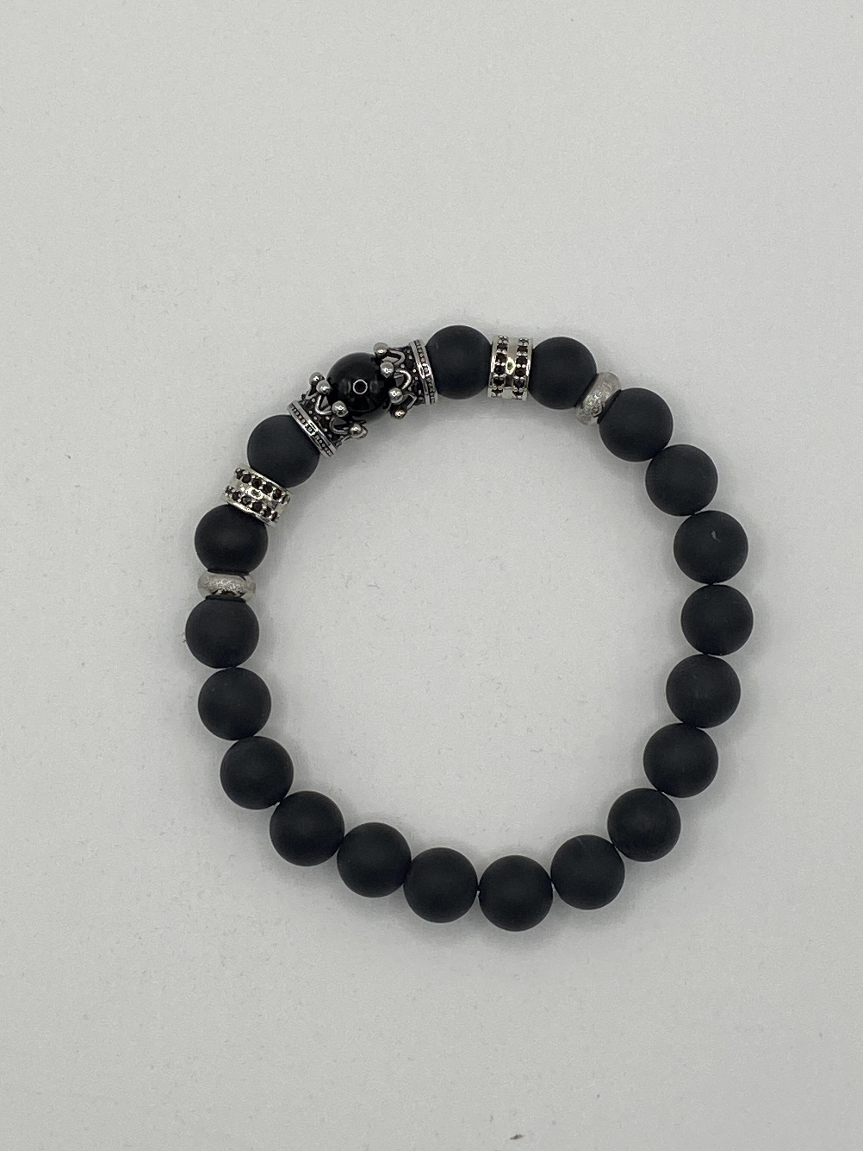 Armband mit Kronen