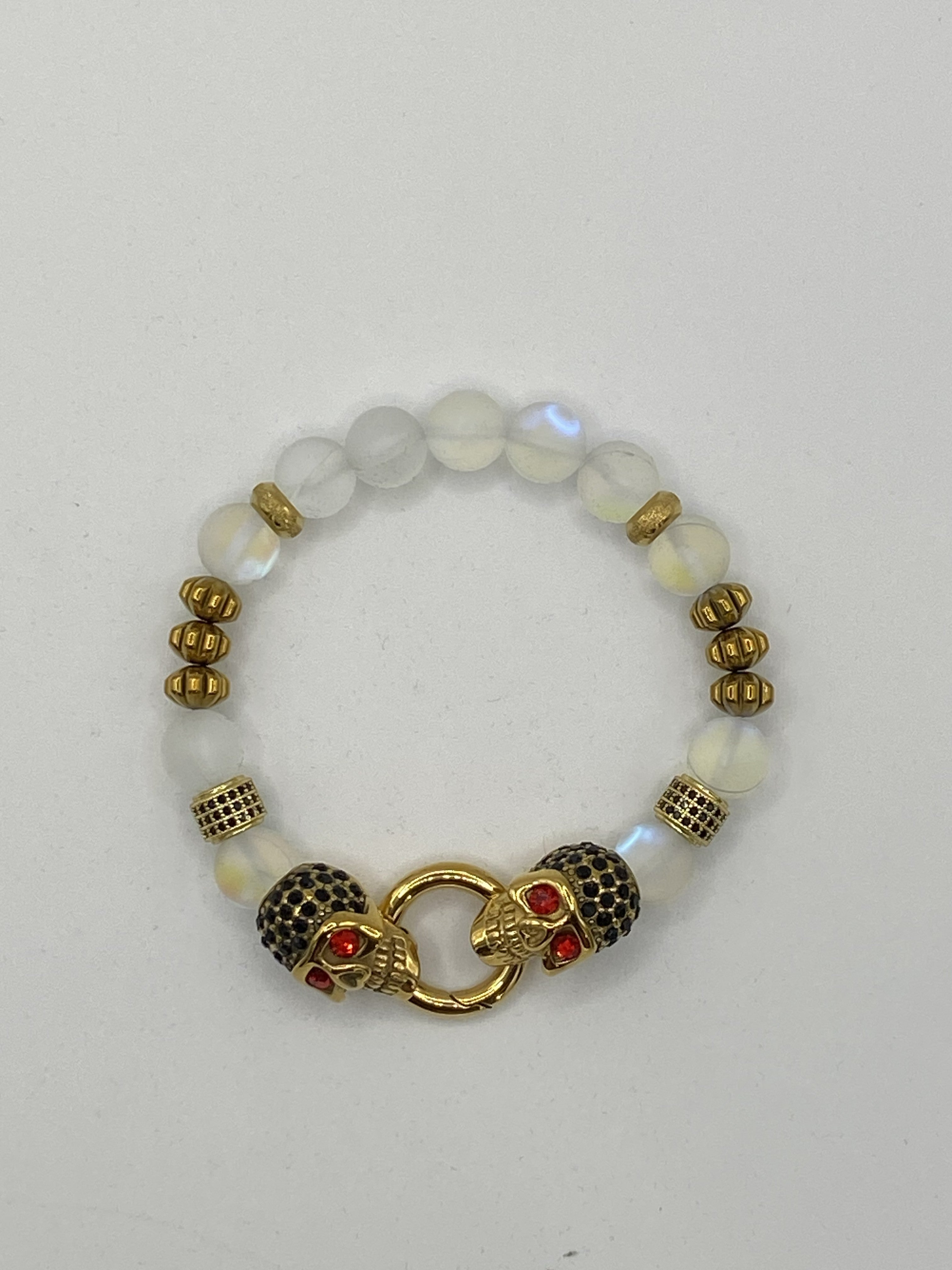 Armband mit Totenkopf