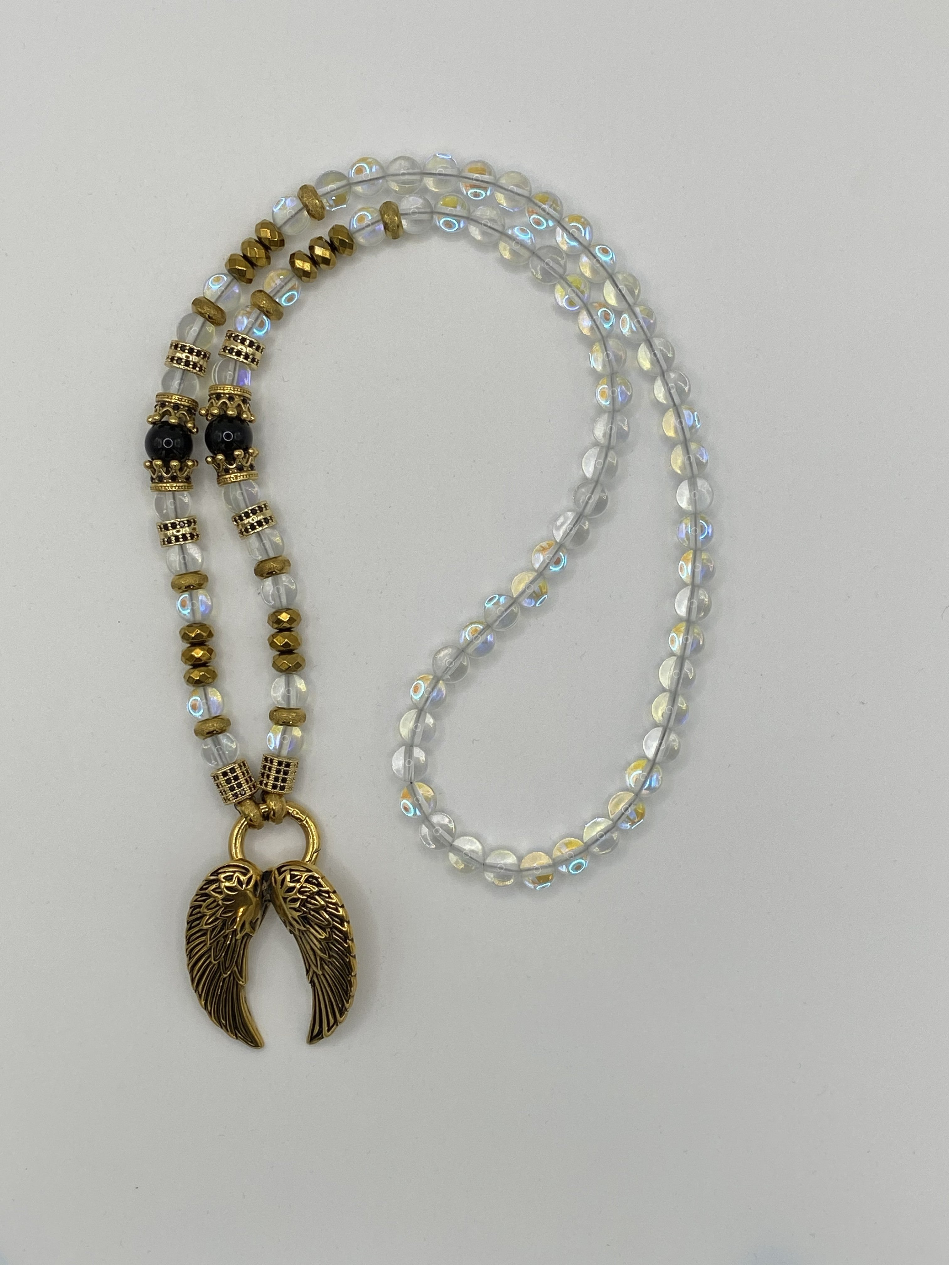 Kette mit Flügel