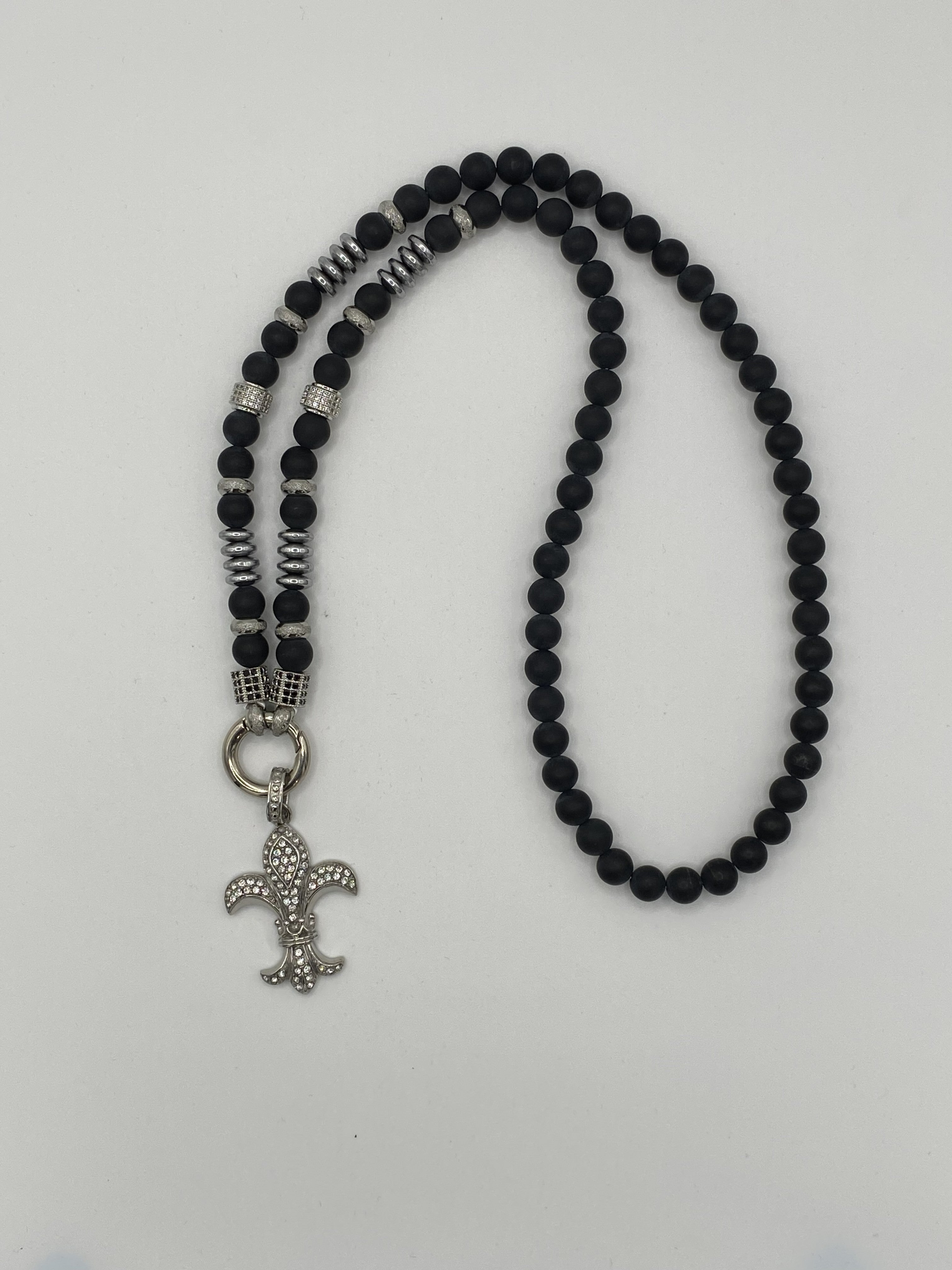 Kette mit Lilie