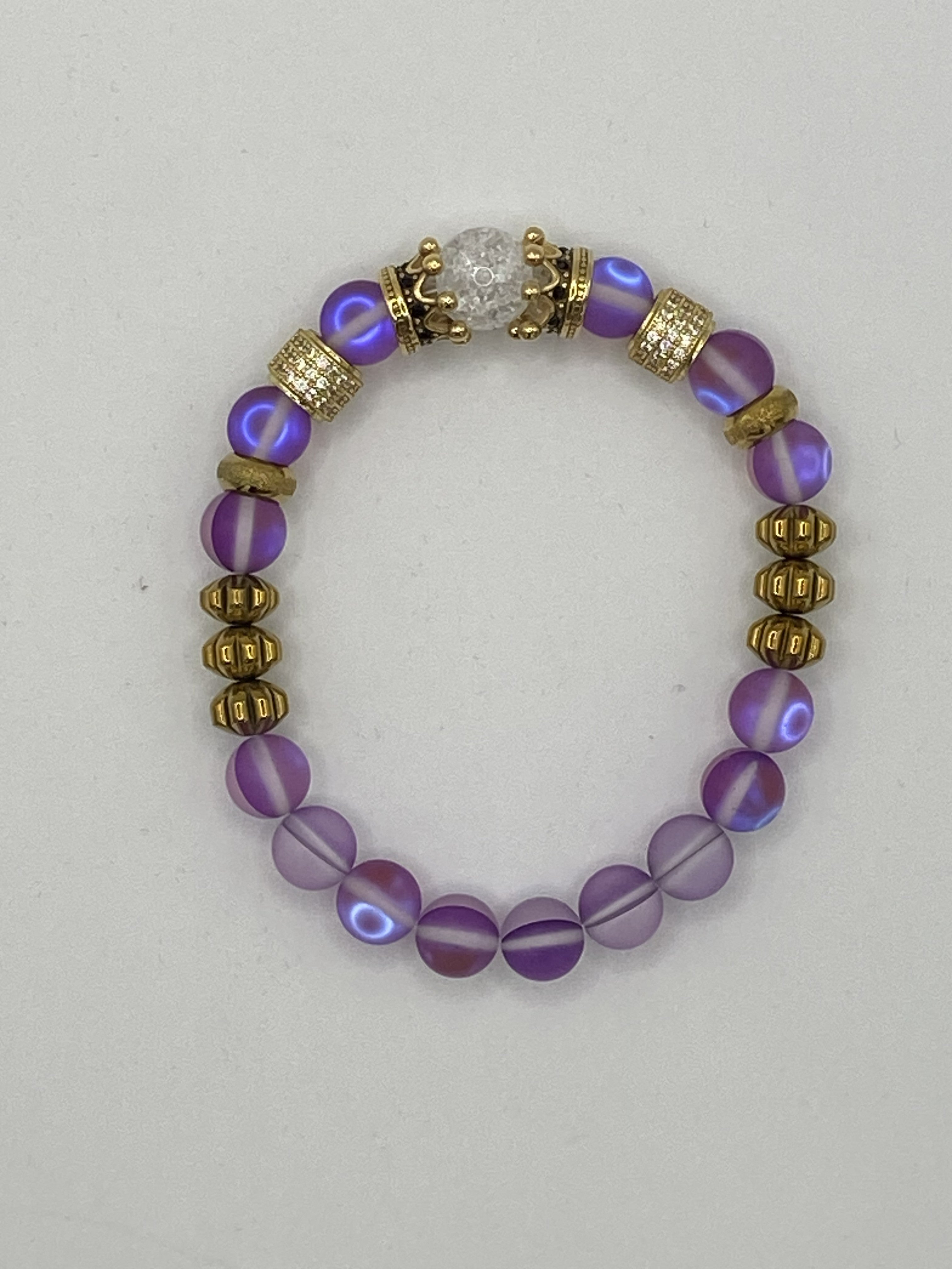 Armband mit Kronen