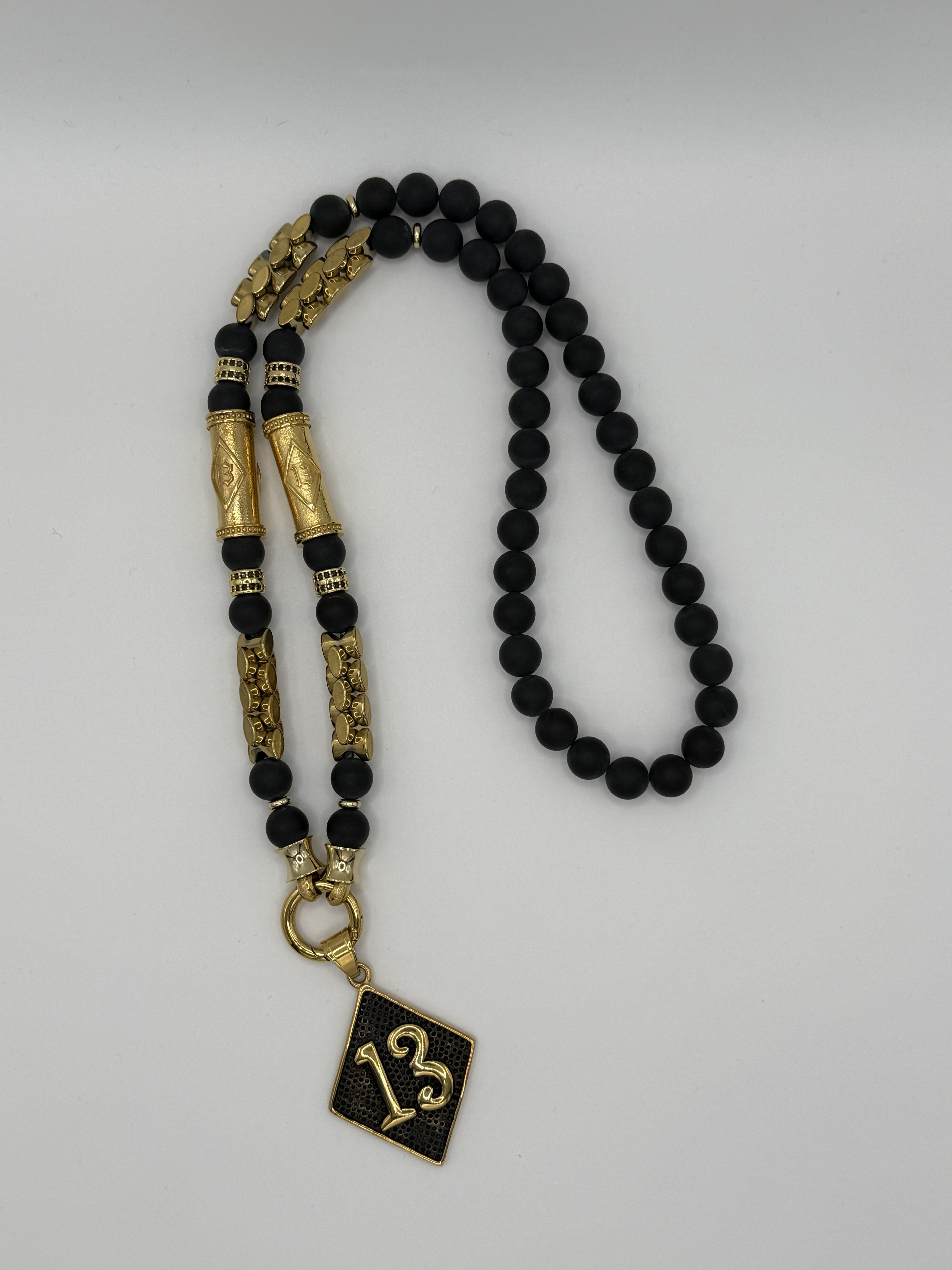 Kette mit Anhänger 13