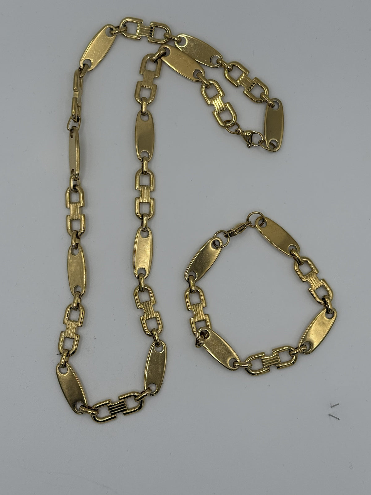 Plattenkette mit Armband